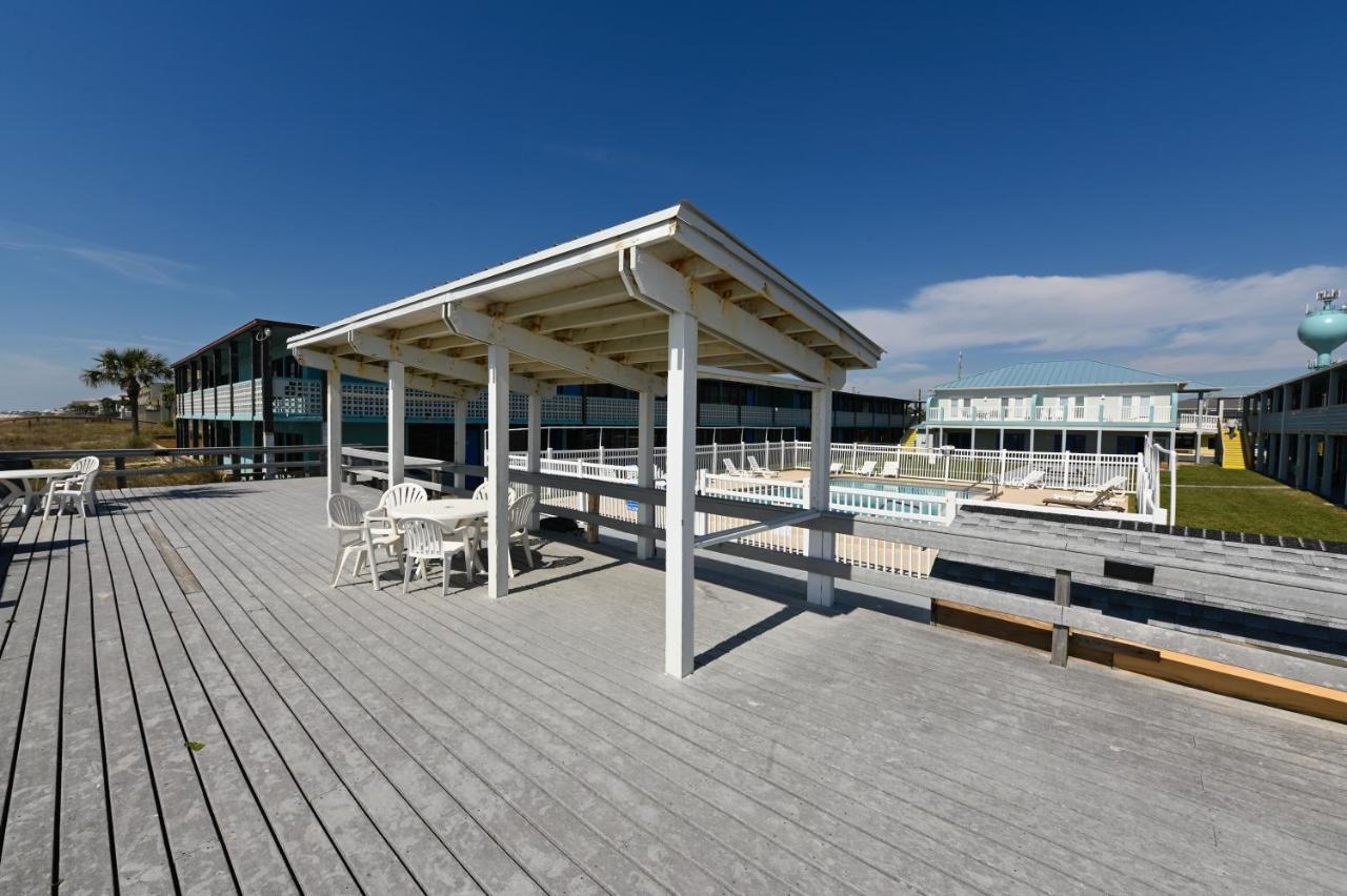 Buccaneer Inn Ст. Джордж Айлънд Екстериор снимка